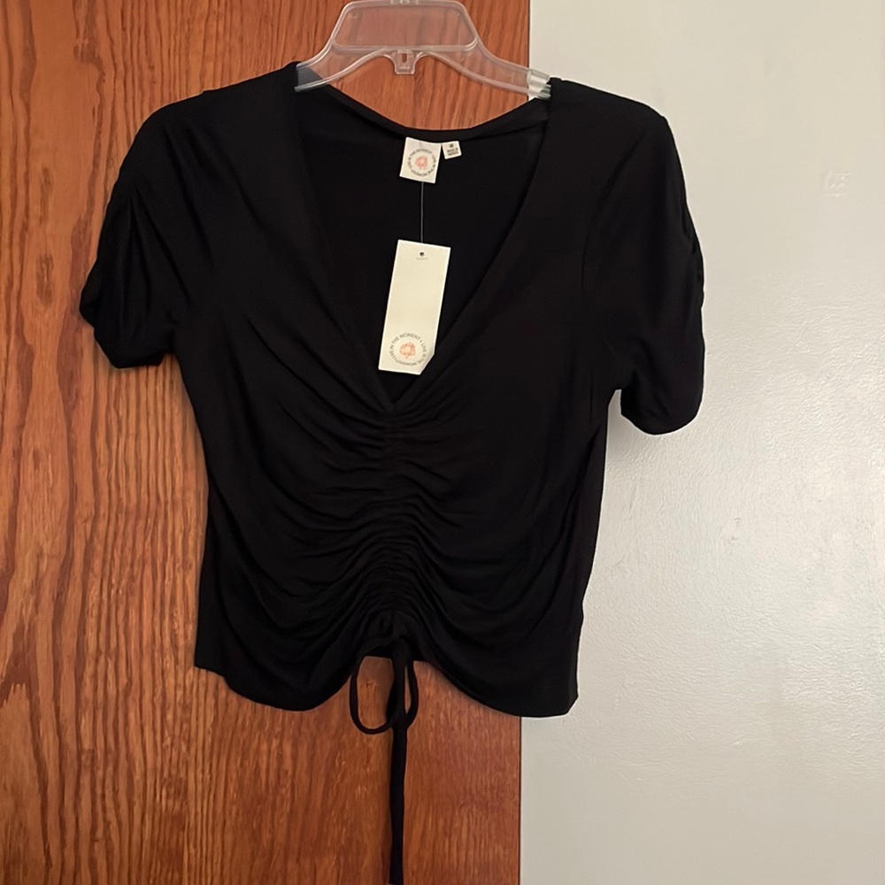 Live In the Moment Black Crop top